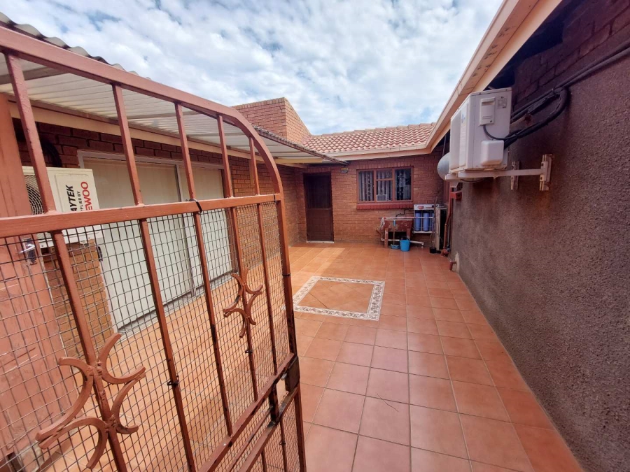 3 Bedroom Property for Sale in Brits North West